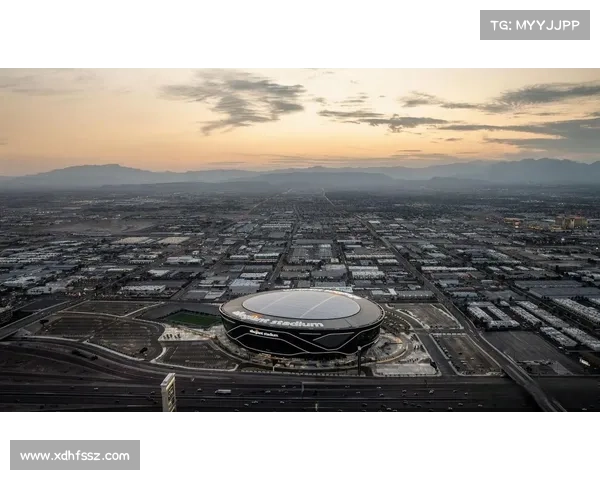 巴塞罗那足球俱乐部主场的历史背景与球迷文化探索